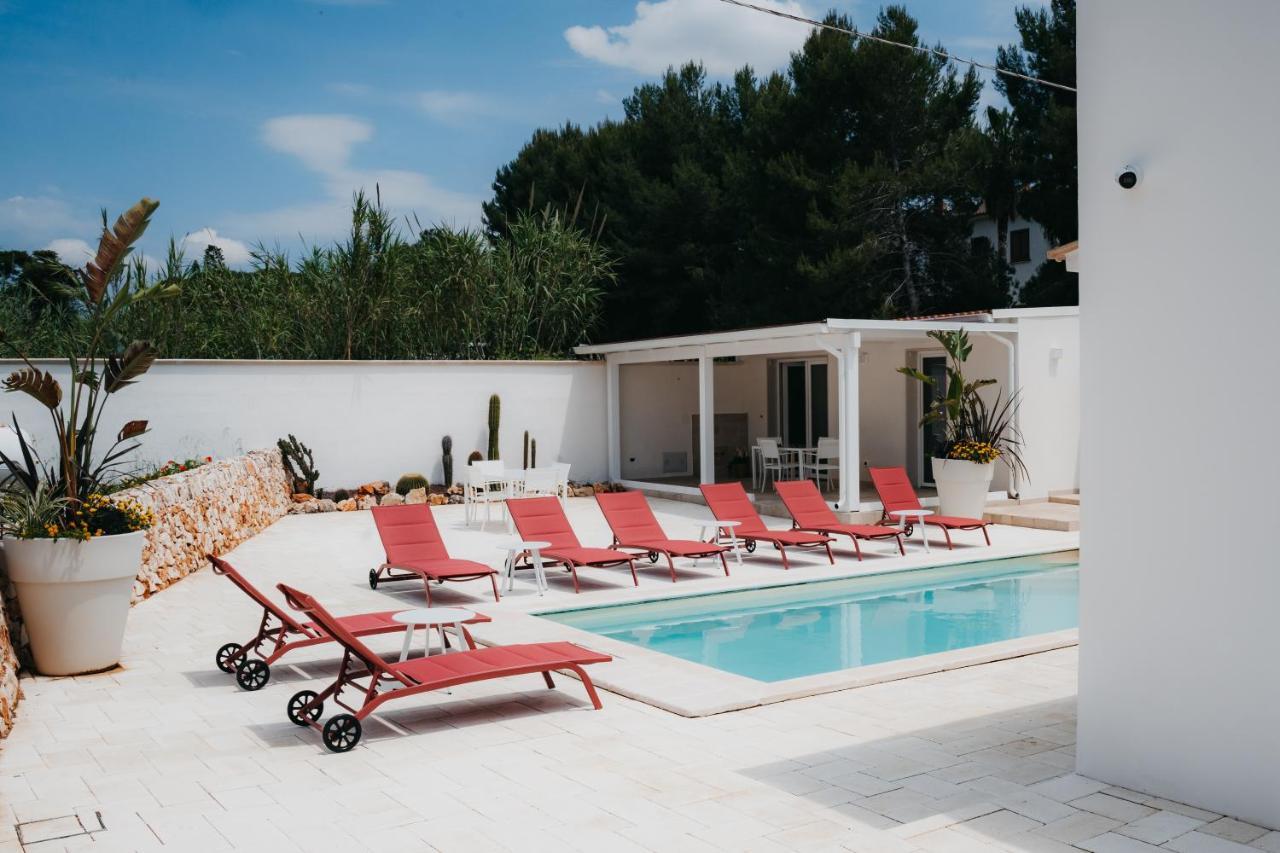 Le Canne Pool And Relax Guest house *